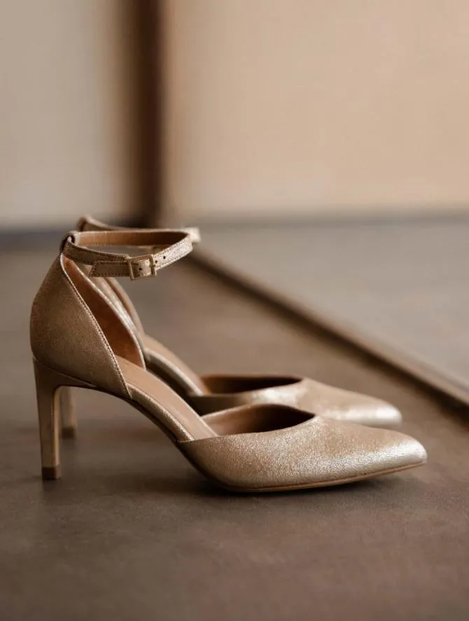 Bobbies Sandals and Mules Women Heather Iridescent Champagne