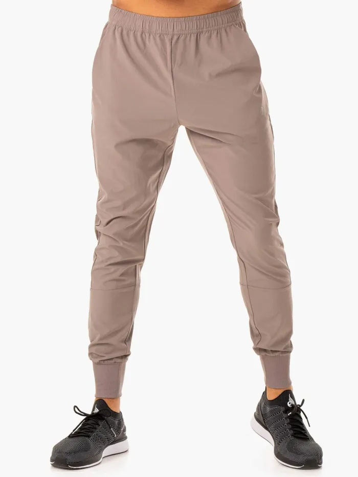 Division Woven Joggers 8211 Taupe Men Ryderwear Gym Pants