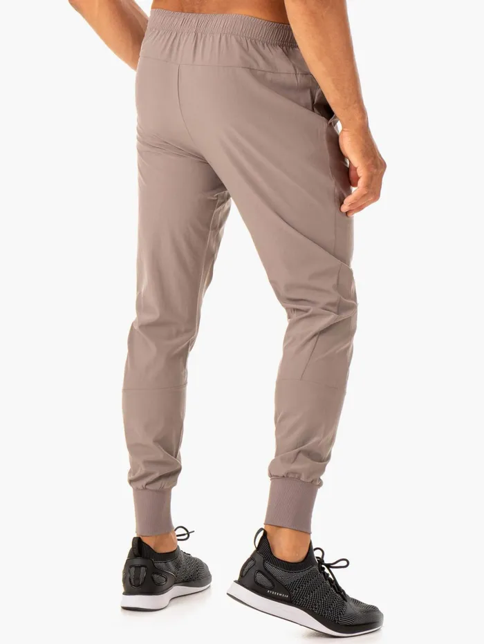 Division Woven Joggers 8211 Taupe Men Ryderwear Gym Pants