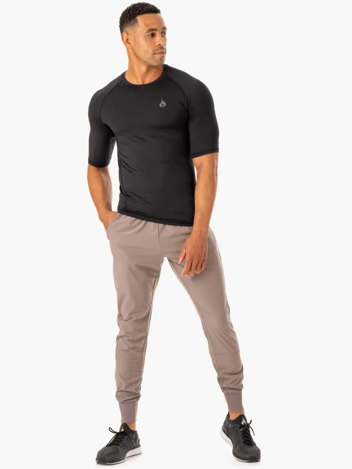 Division Woven Joggers 8211 Taupe Men Ryderwear Gym Pants