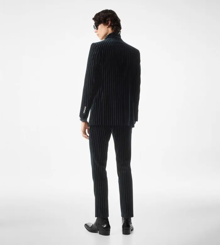 Suits Men TOM FORD EMBOSSED VELVET DYLLAN JACKET Navy Suits Men TOM FORD EMBOSSED VELVET DYLLAN JACKET Navy