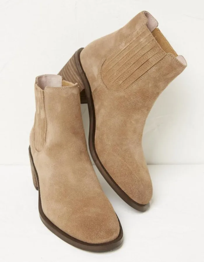 Women Boots FatFace Zara Block Heel Chelsea Boot Tan